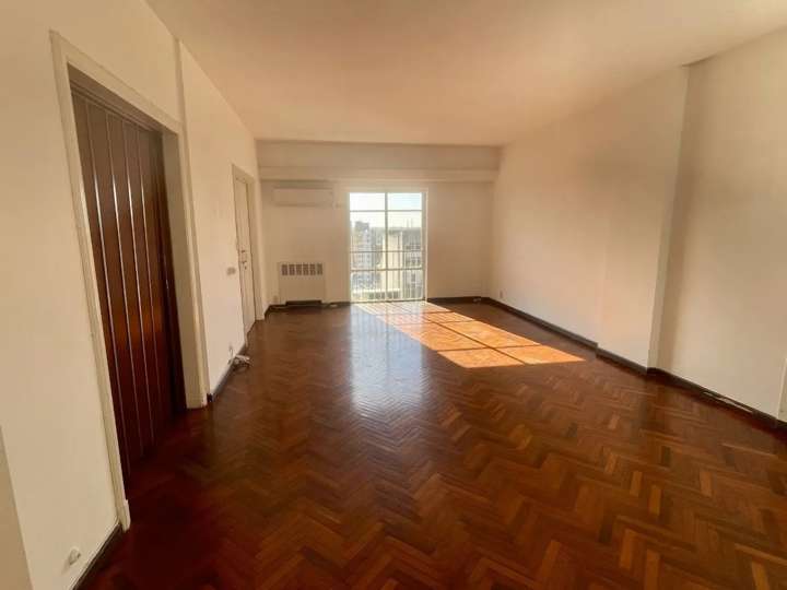 Apartamento en venta en Avenida 18 de Julio, Montevideo
