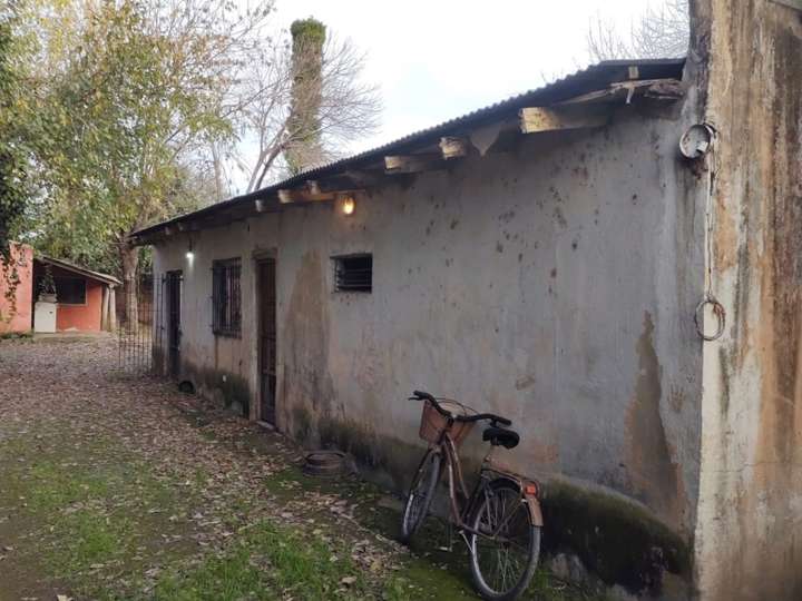 Casa en venta en Sáenz Peña, 733, Ayacucho