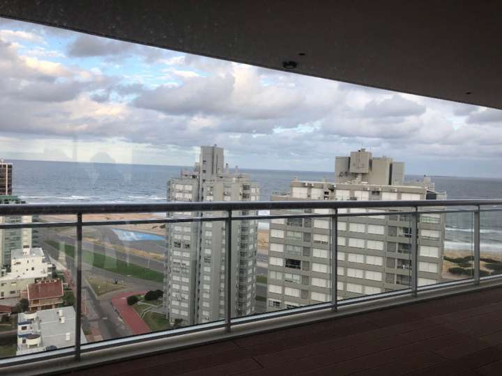 Apartamento en venta en María Eugenia Vaz Ferreira, Punta Del Este