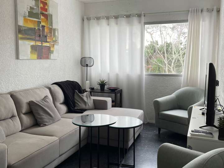 Apartamento en venta en Provincias Vascas, Punta Del Este