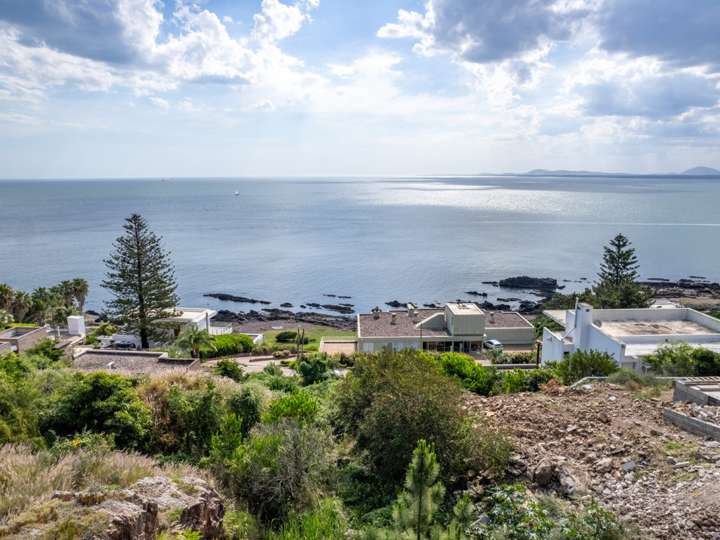 Terreno en venta en Mar de Liguria, Maldonado