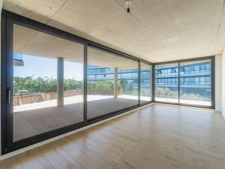 Apartamento en venta en Pinares, Maldonado