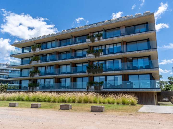 Apartamento en venta en Pinares, Maldonado