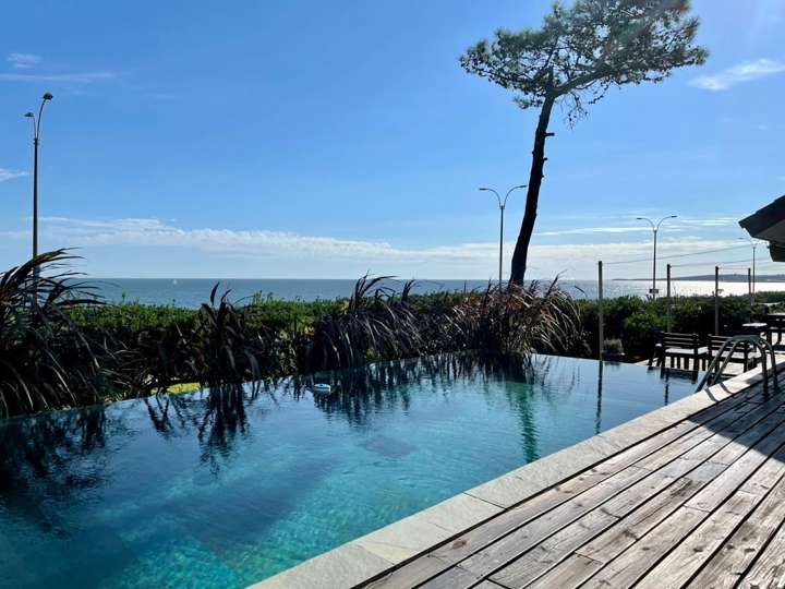 Casa en alquiler en Punta Del Este