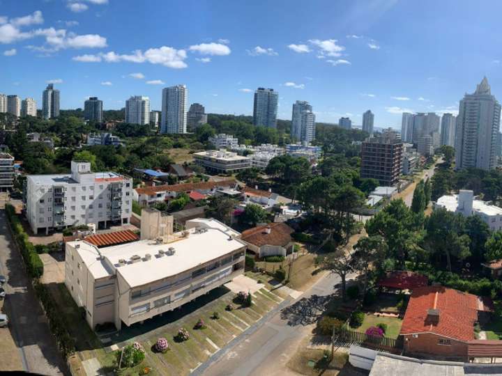 Apartamento en venta en Biarritz, Punta Del Este