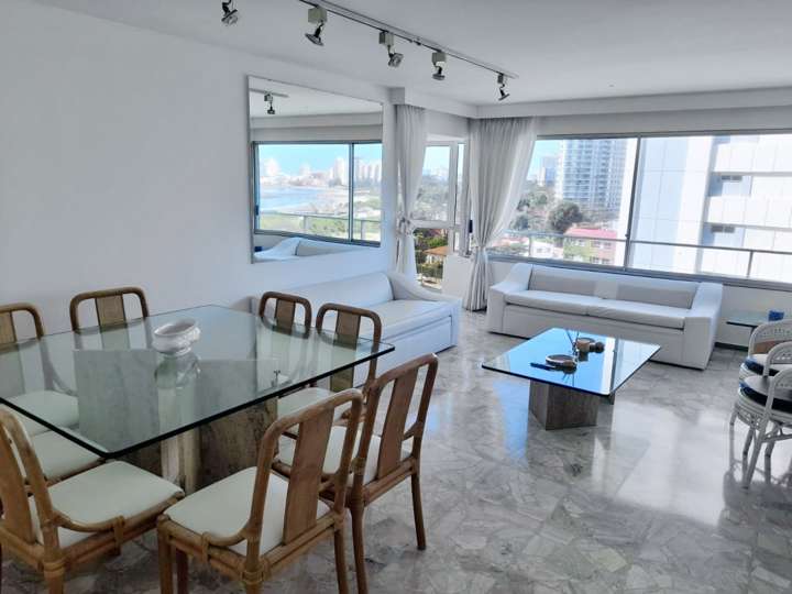 Apartamento en venta en Rambla Doctor Claudio Williman, Punta Del Este