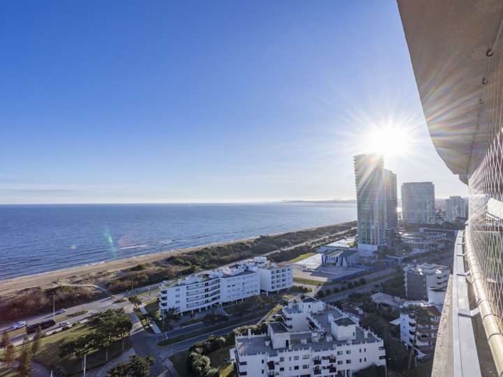 Apartamento en venta en Avenida Francisco Acuña de Figueroa, Maldonado