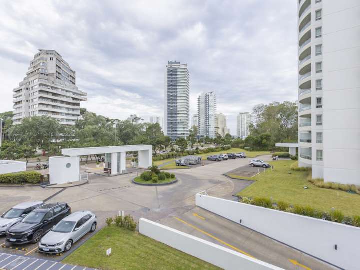 Apartamento en venta en Avenida Franklin Delano Roosevelt, Punta Del Este