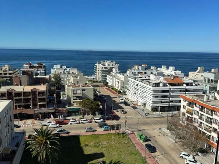 Apartamento en venta en La Galerna (Calle 21), Punta Del Este