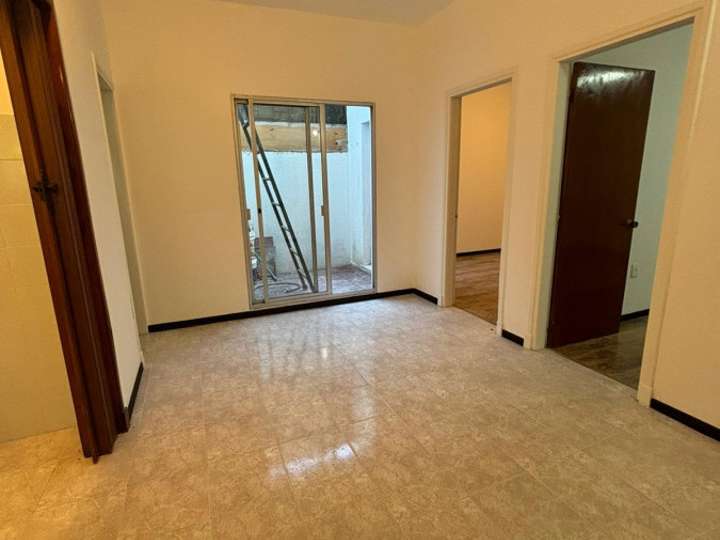 Casa en venta en Ángel Salvo, Montevideo