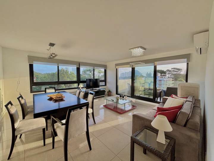 Apartamento en venta en Punta Del Este