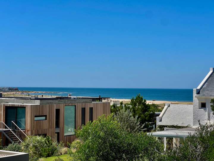 Casa en venta en Los Alerces, Maldonado