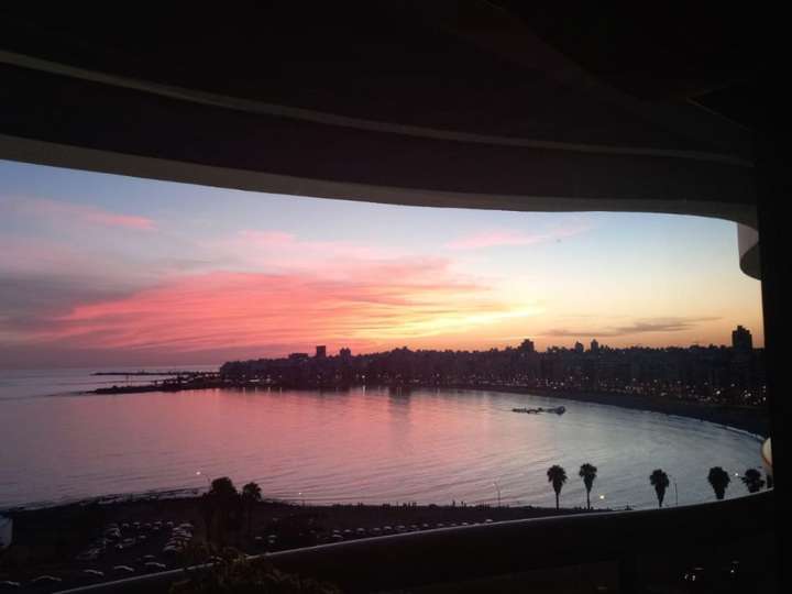 Apartamento en venta en Rambla República del Perú, Montevideo