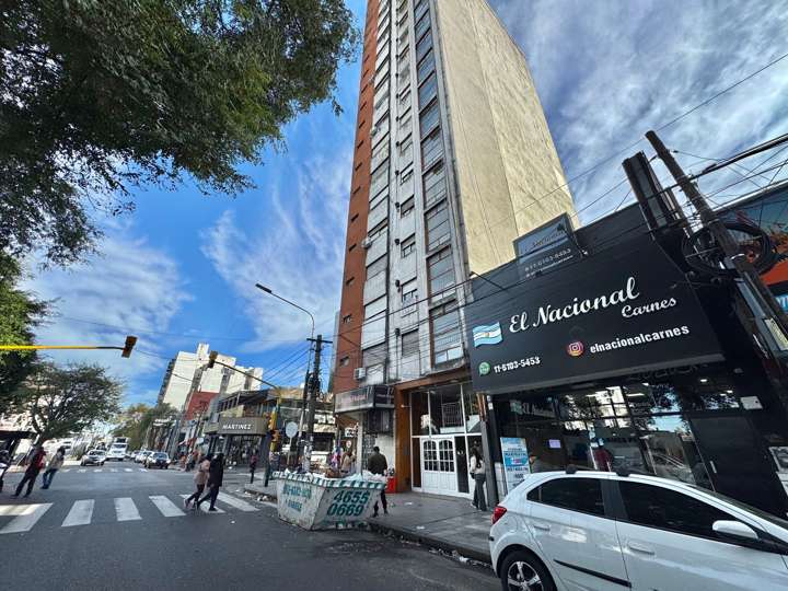 Departamento en venta en Leandro N. Alem, Buenos Aires