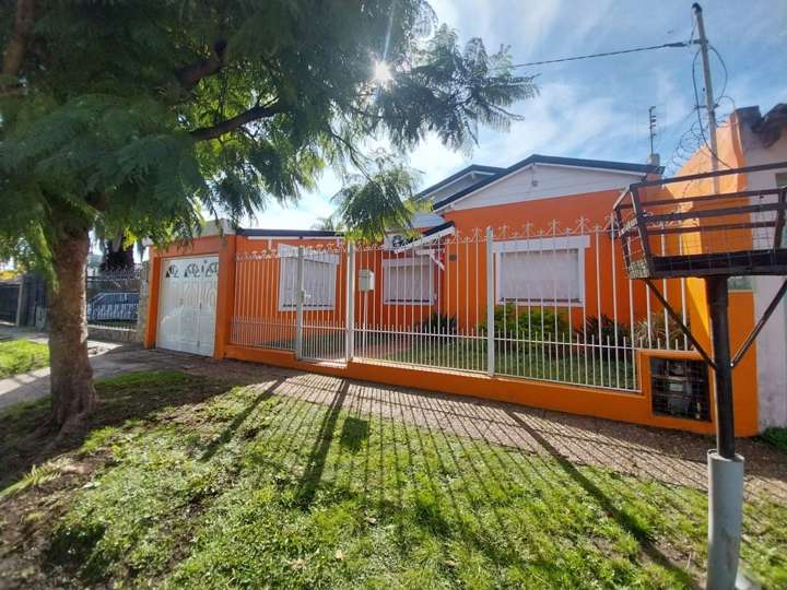 Casa en venta en La Piedad, Buenos Aires