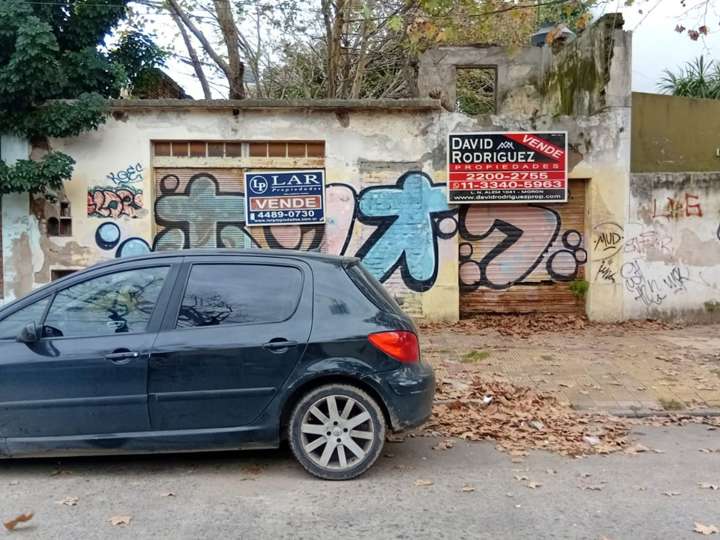 Terreno en venta en Domingo French, Buenos Aires
