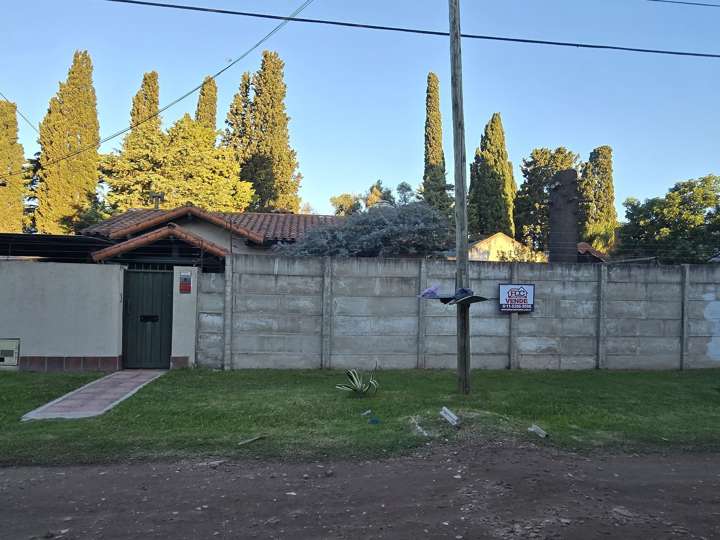 Casa en venta en Uruguay, Buenos Aires