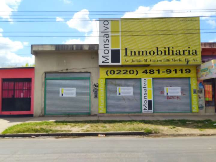 Comercial / Tienda en venta en Avenida Julián M. Castro, Buenos Aires