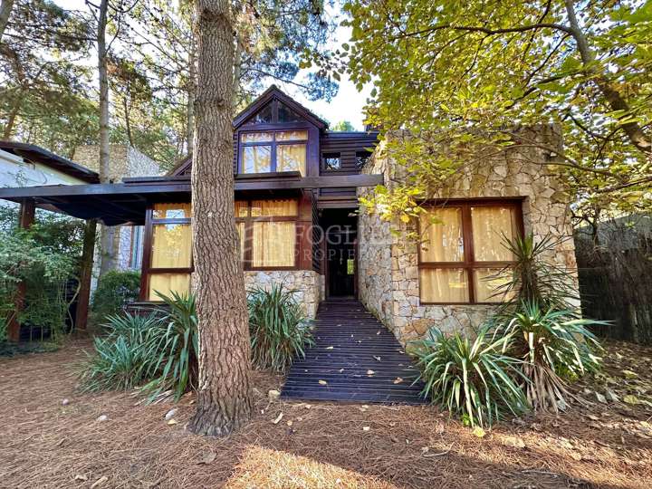 Casa en venta en Albatros, Buenos Aires