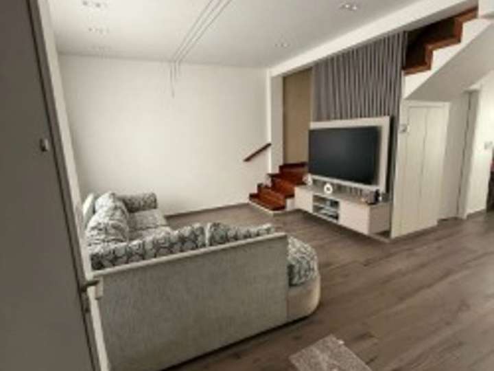 Casa en venta en Almirante Brown, 3679, Lomas del Mirador