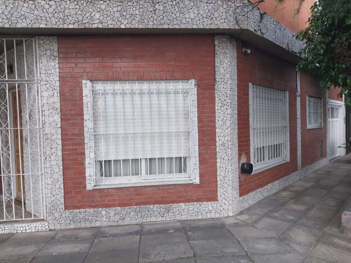 Edificio en venta en Hipólito Yrigoyen, Buenos Aires