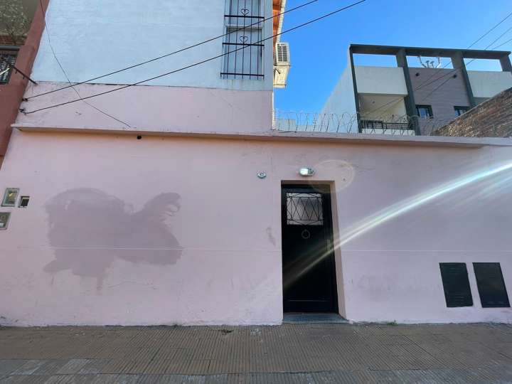 Casa en venta en Las Heras, 983, Buenos Aires