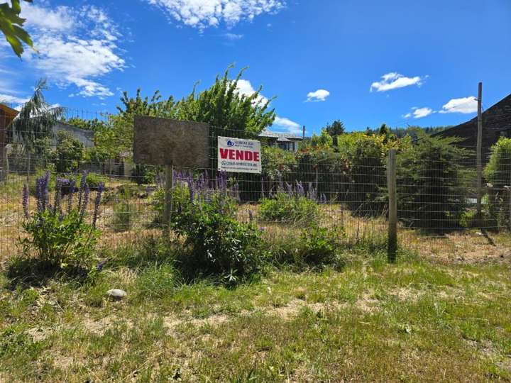 Terreno en venta en Desalojo del 37, 28, Municipio de Esquel