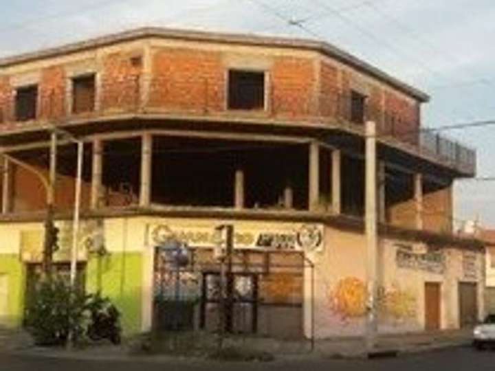 Comercial / Tienda en venta en Avenida Don Bosco, 4799, Buenos Aires