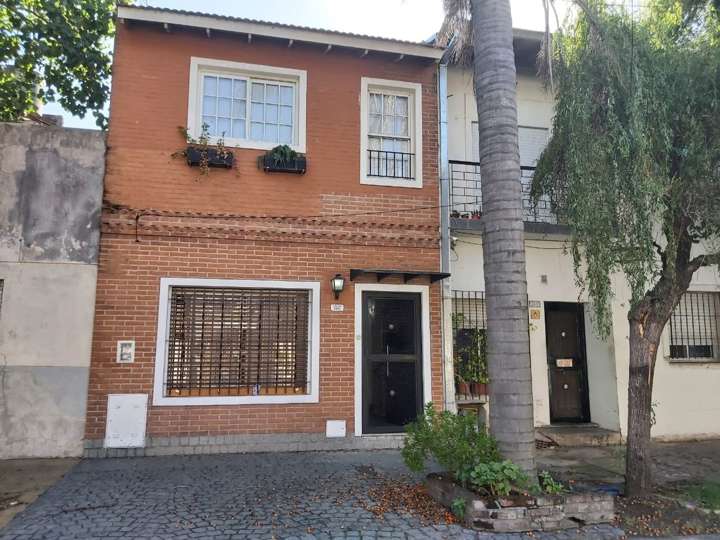 Edificio en venta en Colón, 2910, Lomas del Mirador