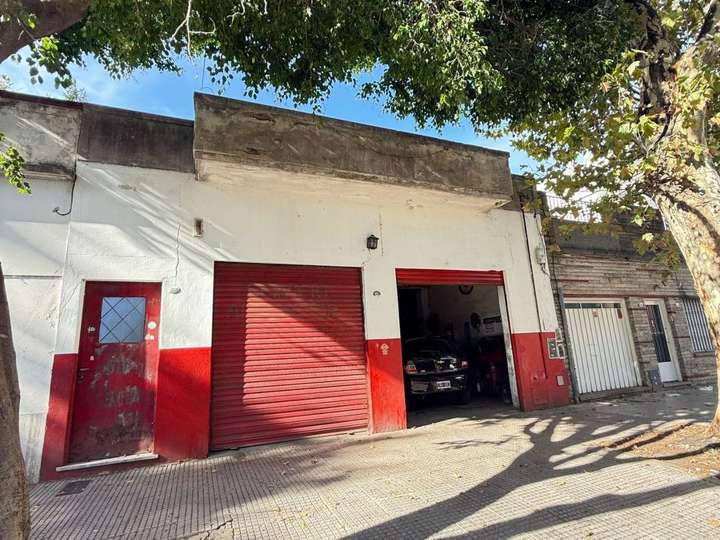 Comercial / Tienda en venta en Lascano, 2602, Ciudad Autónoma de Buenos Aires