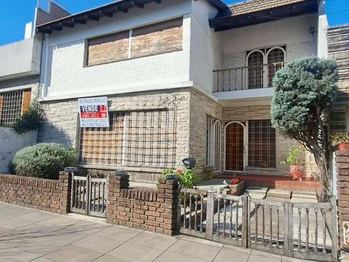 Casa en venta en Ruiz de los Llanos, 1304, Ciudad Autónoma de Buenos Aires