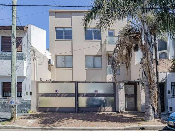 Departamento en venta en Castelli, 1030, Buenos Aires