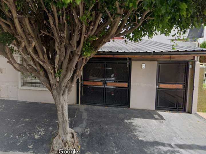 Casa en venta en Benito Álvarez, 831, Buenos Aires