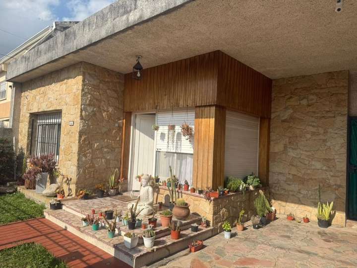 Casa en venta en Calle 264, Don Bosco