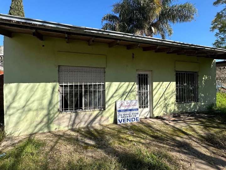 Casa en venta en Amanda Allen, Villa Tesei