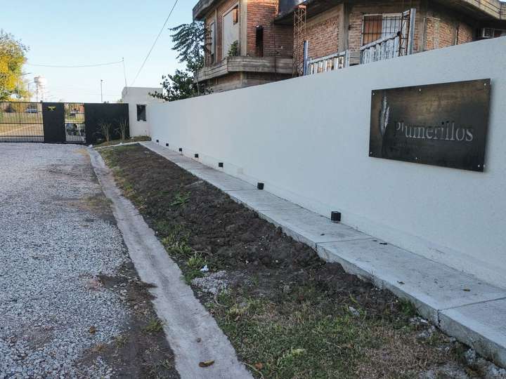 Terreno en venta en Centenario, Buenos Aires