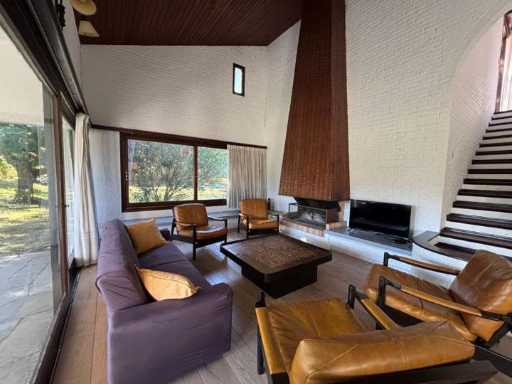 Casa en alquiler en Punta Del Este