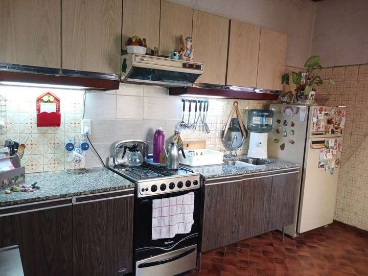 Casa en venta en Guaraní, 702, El Palomar