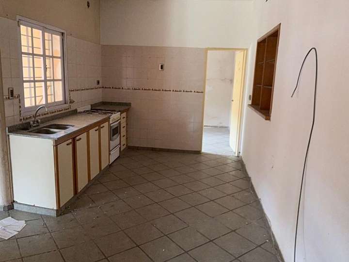 Casa en venta en Centenario, Santa Fe