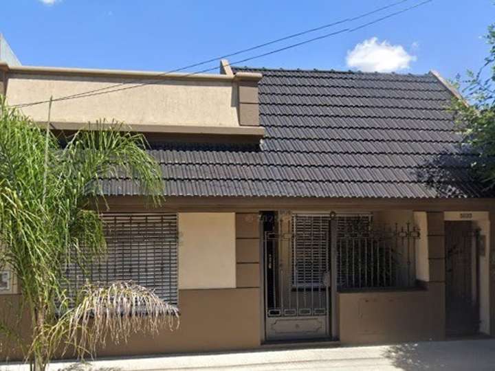 Casa en venta en Argentina, 5527, La Tablada