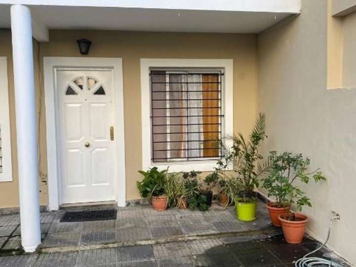 Departamento en venta en Gobernador Juan Manuel Ortiz de Rozas, 582, Buenos Aires