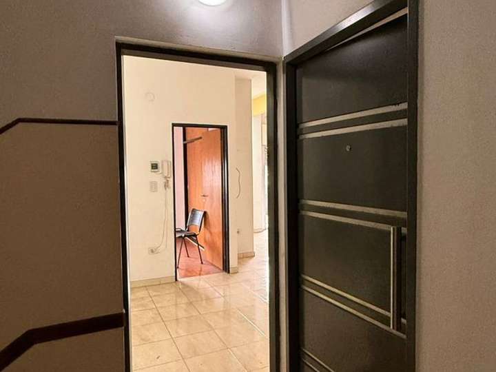 Departamento en venta en Avenida Gobernador Valentín Vergara, Villa Tesei