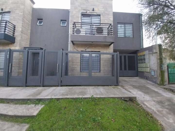 Edificio en venta en Nicasio Oroño, Buenos Aires