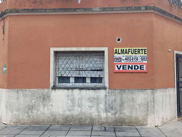 Casa en venta en Benito Álvarez, 900, Buenos Aires