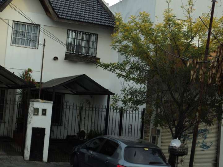 Departamento en venta en José Alico, 301, Tapiales