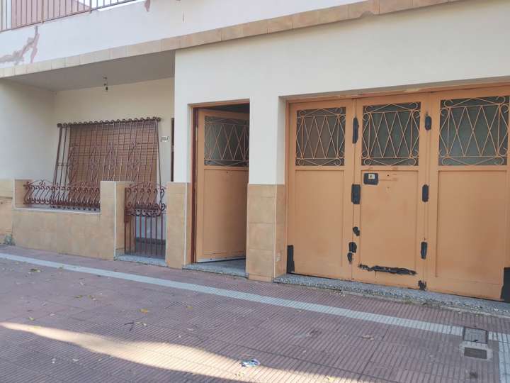 Casa en venta en Deán Funes, 1592, La Tablada