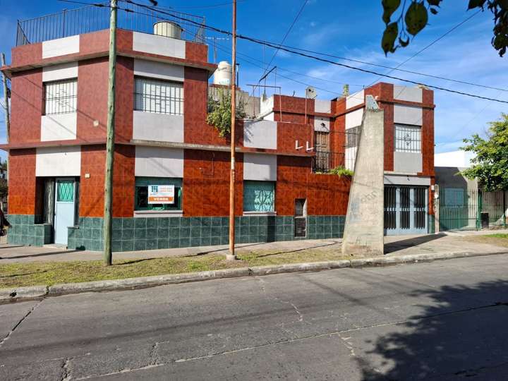 Casa en venta en Antonio Zinny, 302, Buenos Aires