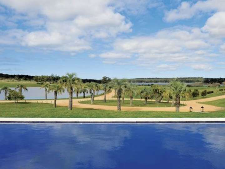 Terreno en venta en Ruta 104 Doctor Alejandro Atchugarry, Maldonado