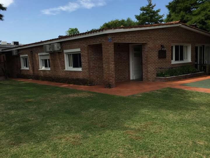 Casa en venta en Pinares, Maldonado