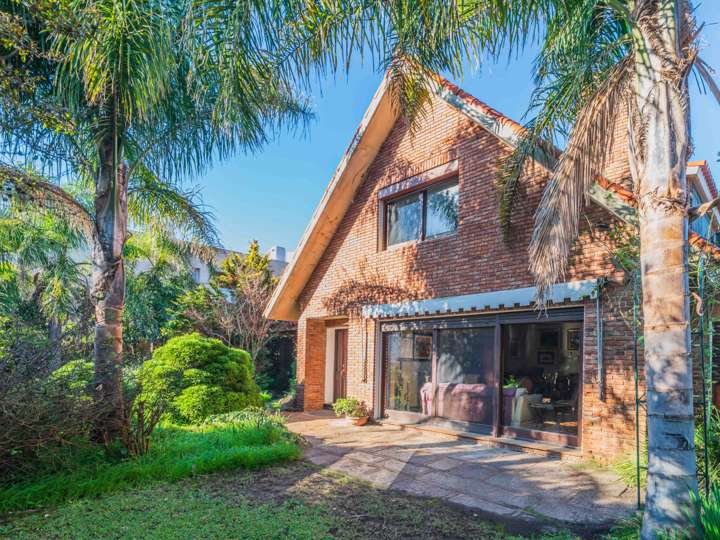 Casa en venta en Carrasco, Montevideo